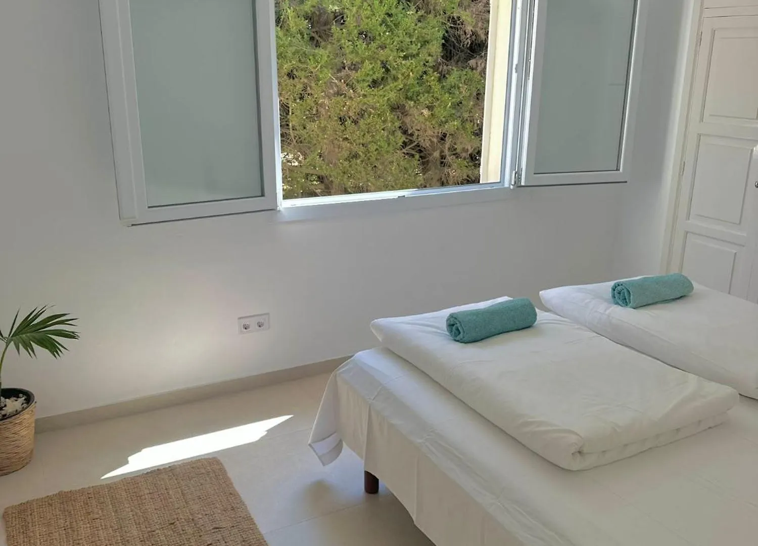 Bonaire Beach House Alcudia  Spain
